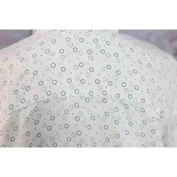 Lord & Taylor 100% silk cream w/ grey/blue pattern size Men's Large button down - Picture 5 of 9